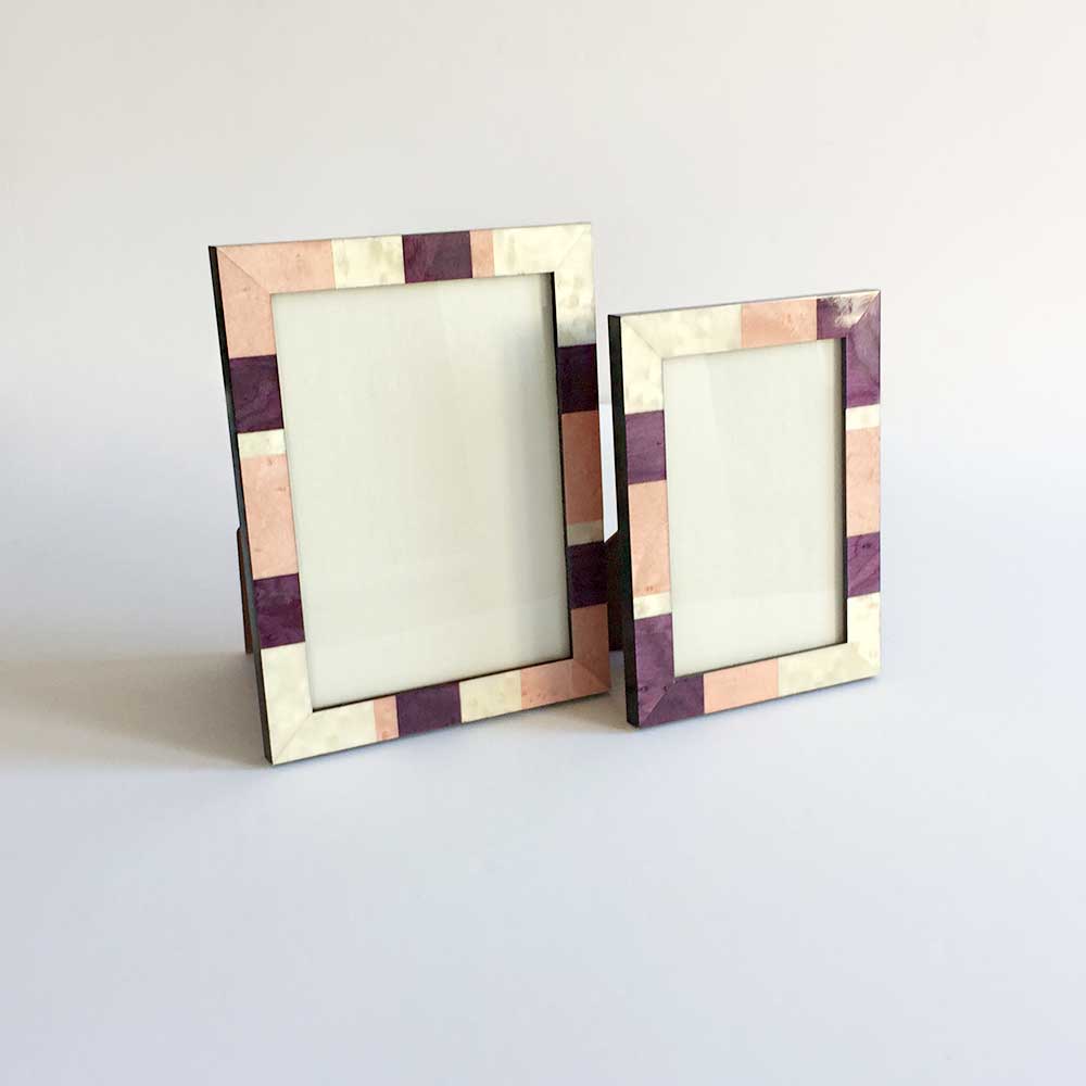 113   VIOLET PHOTO FRAME