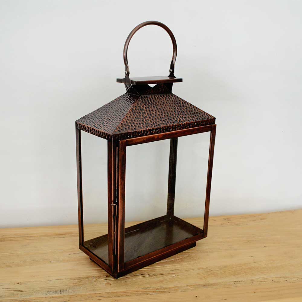    VICTORIA BOX LANTERN