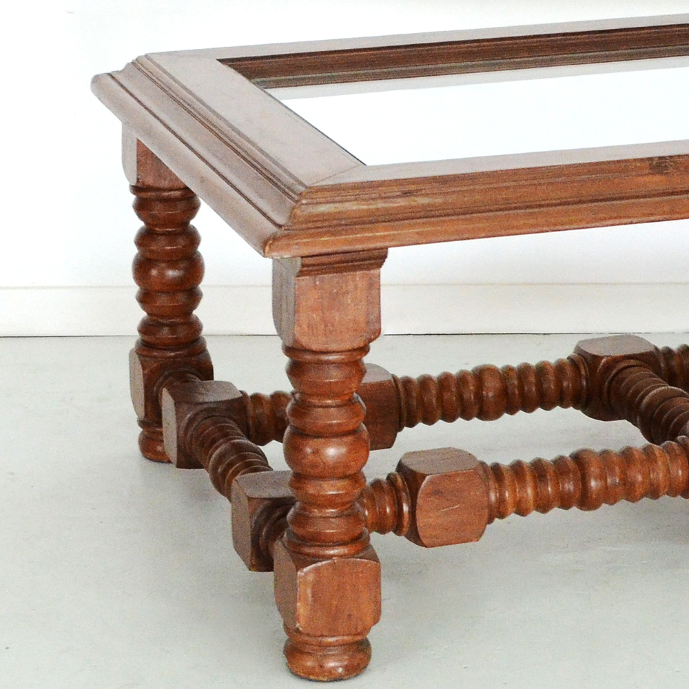 17   BALUSTER COFFEE TABLE