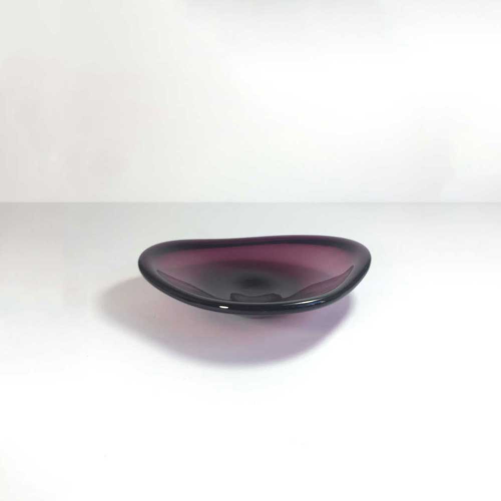 11   TRIANGULAR PURPLE GLASS DISH