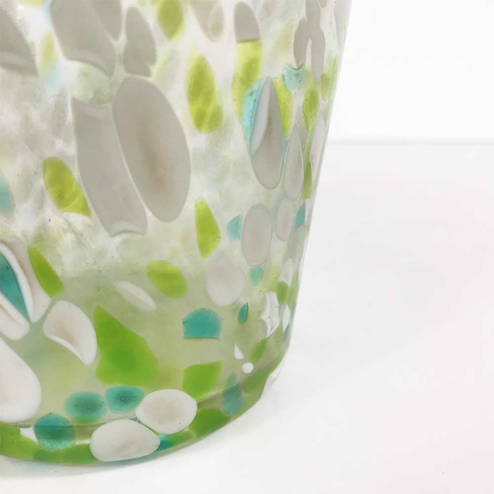 11   SNOWDROP GLASS VASE