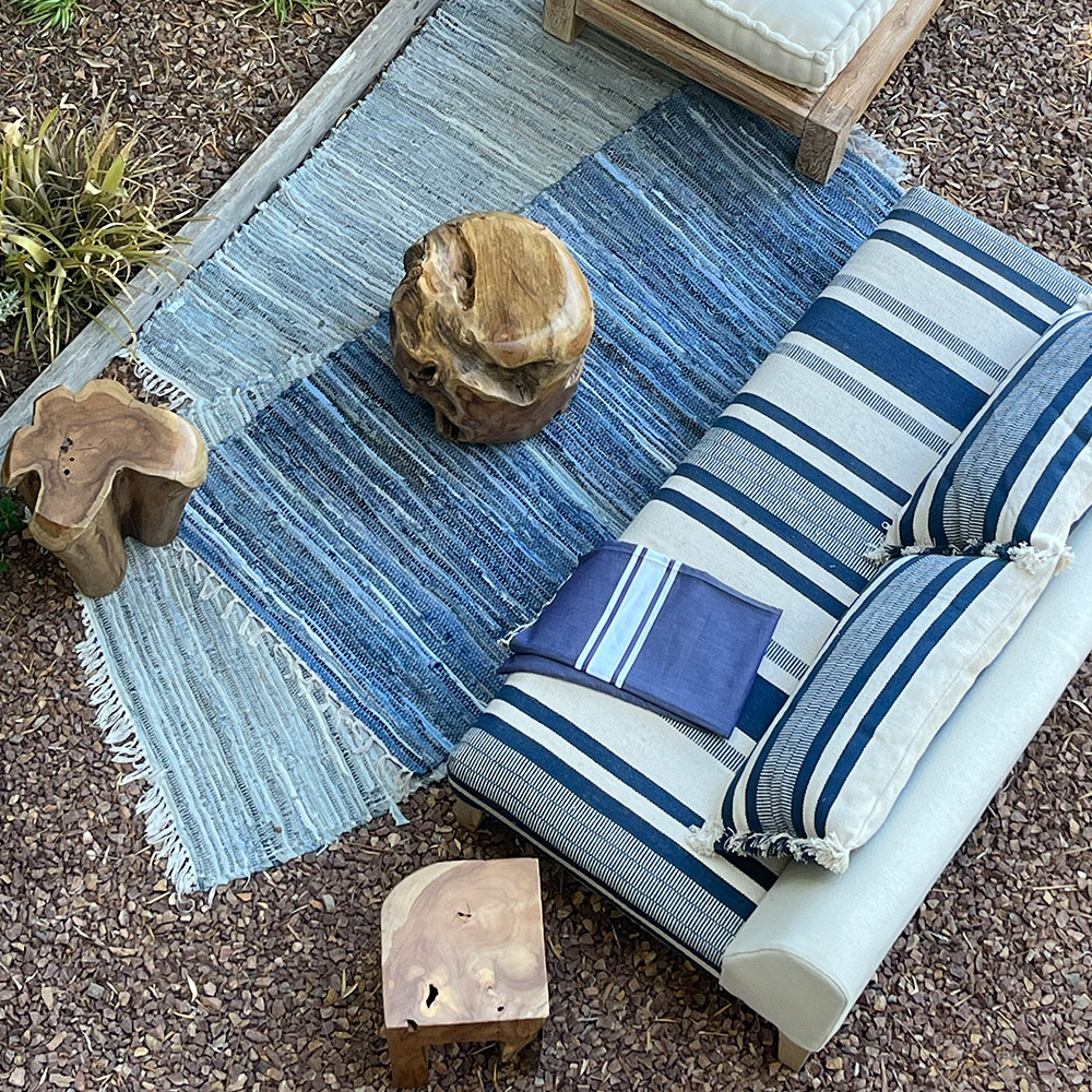    CROWN BENCH, BLUE/WHITE STRIPE