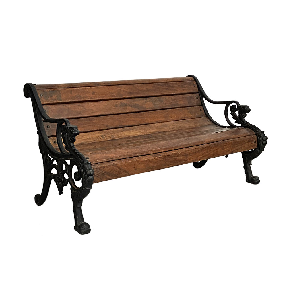    GARDEN BENCH 