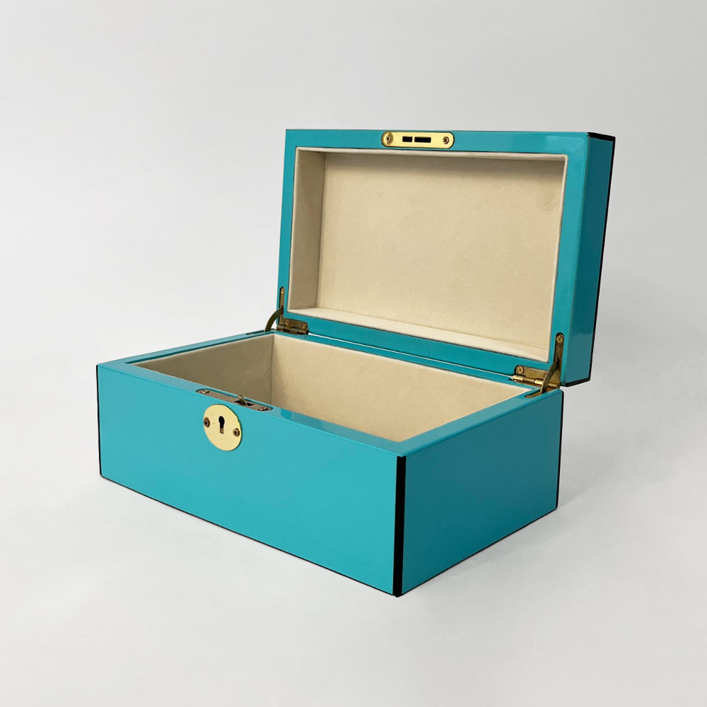    SOLA BOX WITH KEY LOCK, TIFFANY 