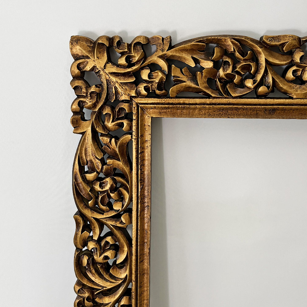    RIOT MIRROR, GOLD