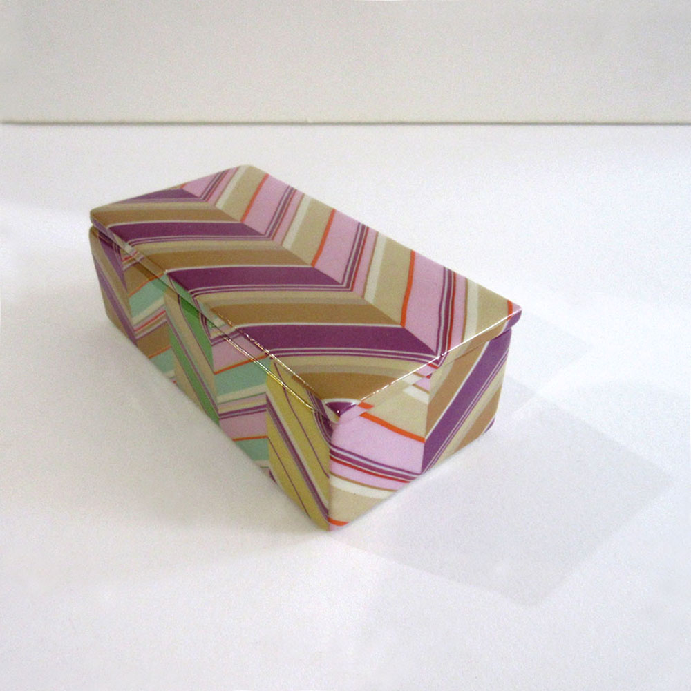 ZIG ZAG BOX