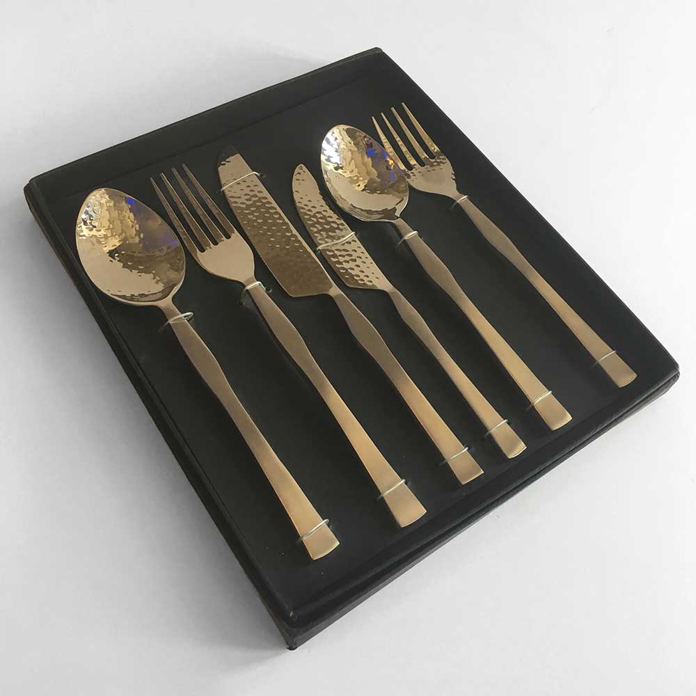 Q CUTLERY SET OF 6