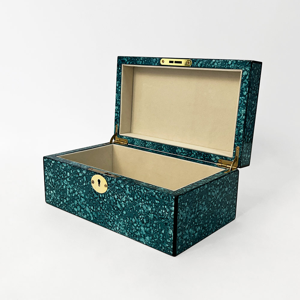 SOLA BOX WITH KEY LOCK, BLUE BURL 