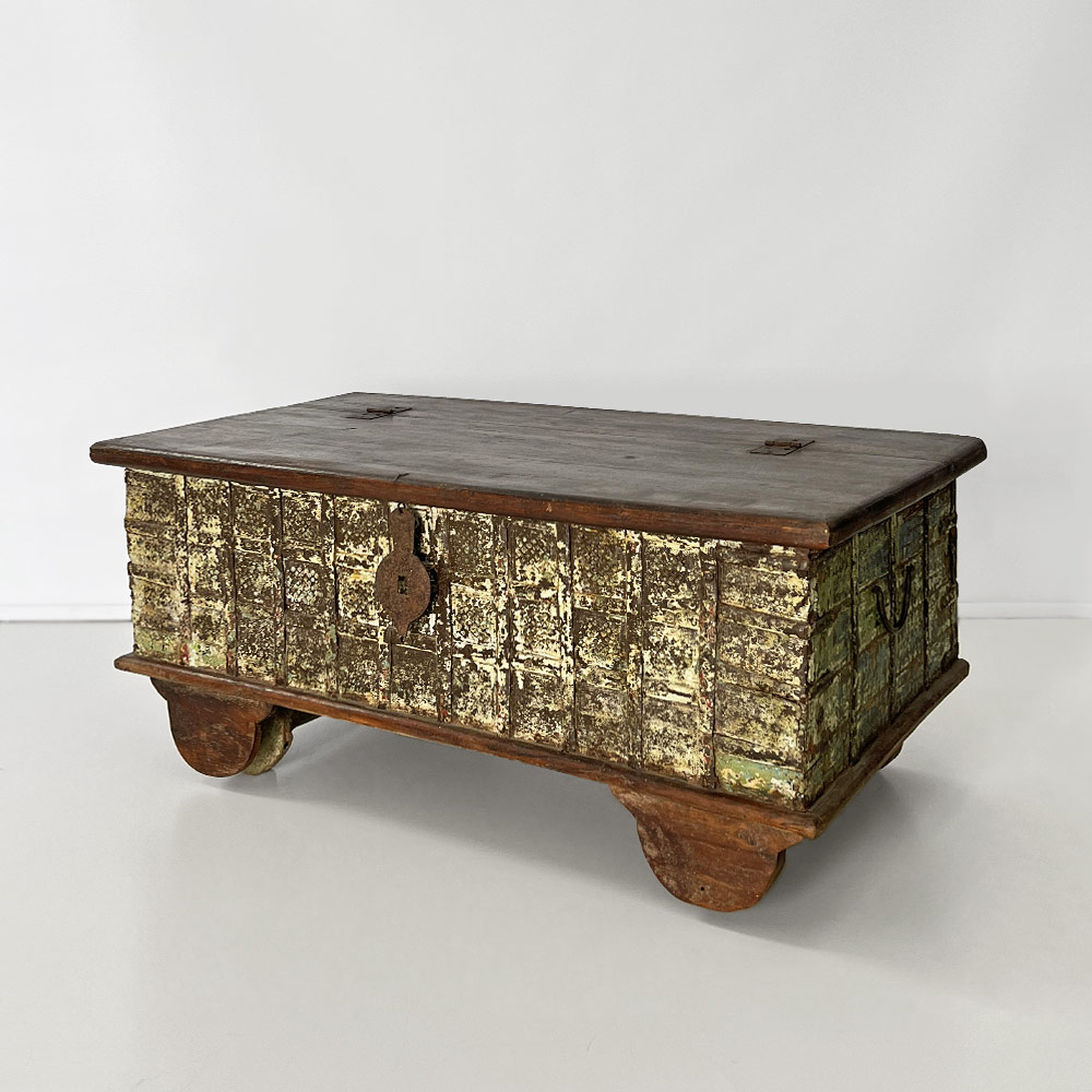 DOWRY CHEST