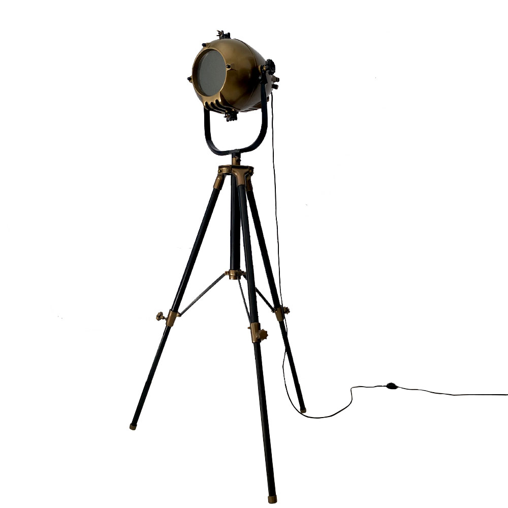 BULLIT TRIPOD LAMP