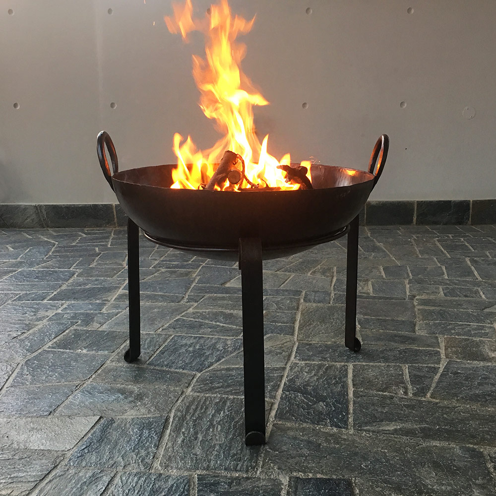 FIRE PIT